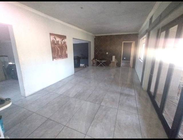 4 BEDROOM HOUSE FOR SALE IN TULISA PARK